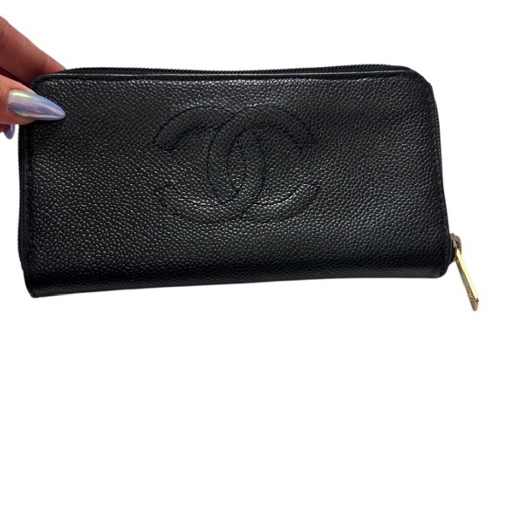 CHANEL CC Timeless Caviar Leather Zip Around Wallet Black